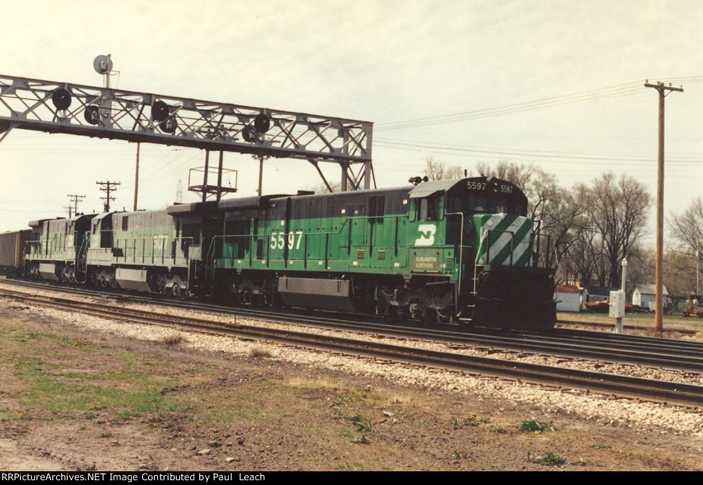Coal loads roll east